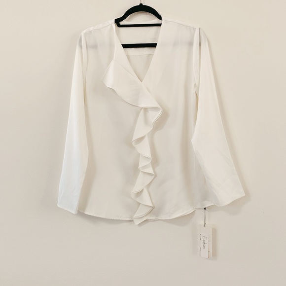 White romantic v neck ruffle blouse - Picture 7 of 10